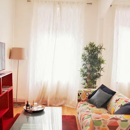 Yellow House Couette-café *